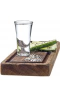 Silberner Tequila mit Gurke